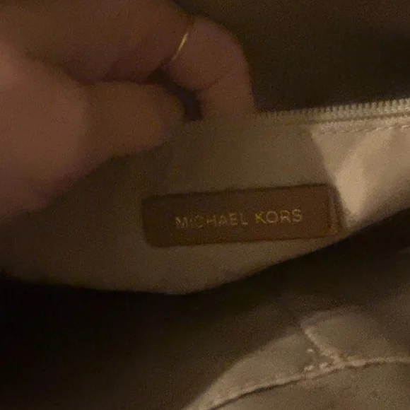 Michael Kors Camal/Tan Tote Bag - Picture 13 of 16